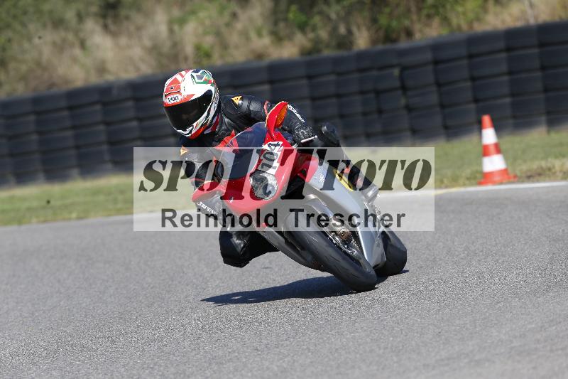 Archiv-2025/49 26.08.2025 Cornu Master School ADR/gruen-vert/104